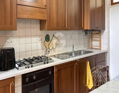 Buy in Italy for 550000€