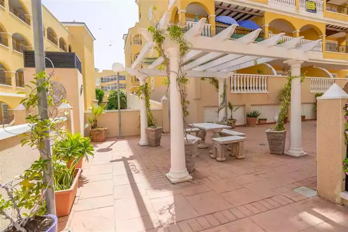Flat 60m² in Portugal, Carvoeiro. Priced at 77999€ rent photo-3