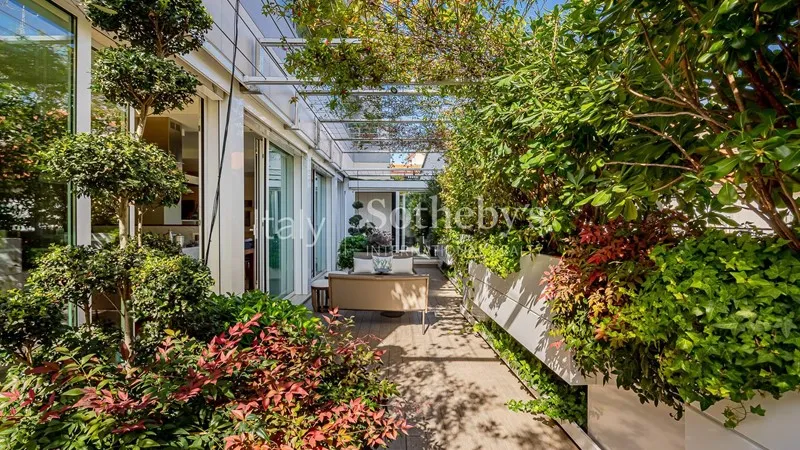 Flat 292.92m² in Italy, Milan. Priced at 2443415£ rent photo-6