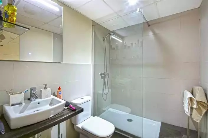 House 90m² in Italy, Lanzo d'Intelvi. Priced at 242000€ rent photo-13