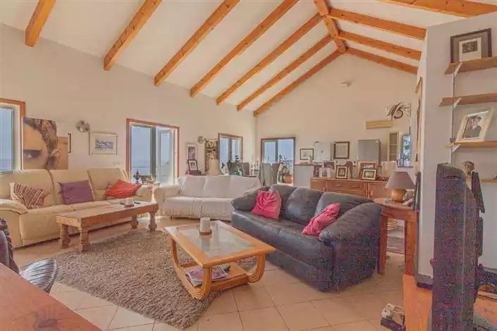 House 180m² in Italy, Lodi. Priced at 650000€ rent photo-3