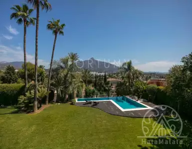 Buy in Spain for 3190000€