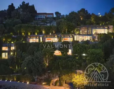 Купить villa в France 46000000€