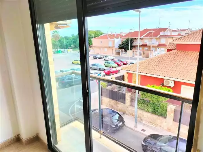 Flat 90m² in France, La Hard Fréné. Priced at 109000€ rent photo-5
