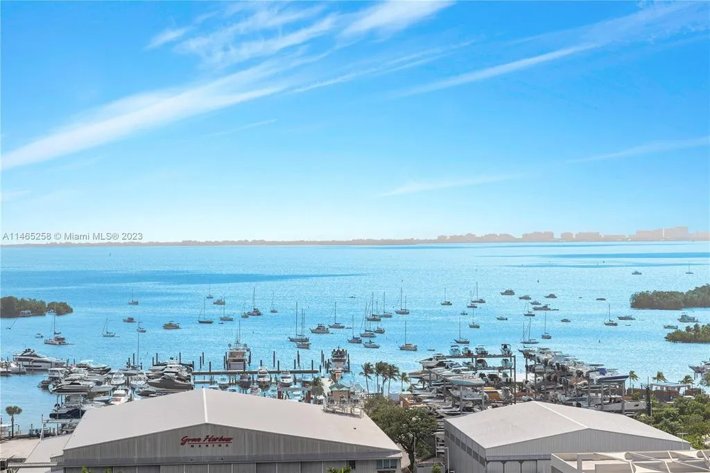 Flat 177m² in USA, Miami. Priced at 2593900€ rent photo-9