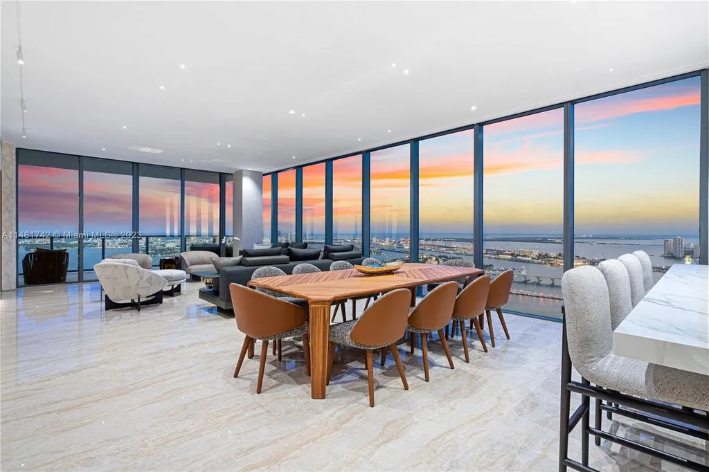 Flat 177m² in USA, Miami. Priced at 2593900€ rent photo-11