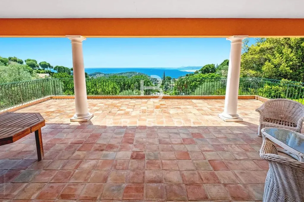 Villa 500m² in France, Villefranche-sur-Mer. Priced at 5500000€ rent photo-6