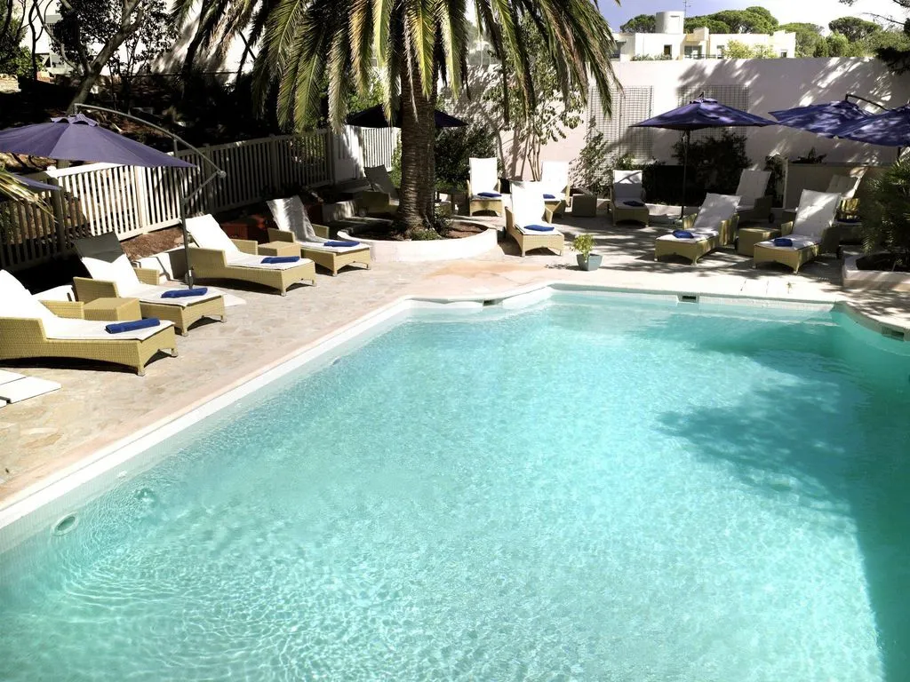 Villa 449m² in Italy, Vallebona. Priced at 3150000€ rent photo-4