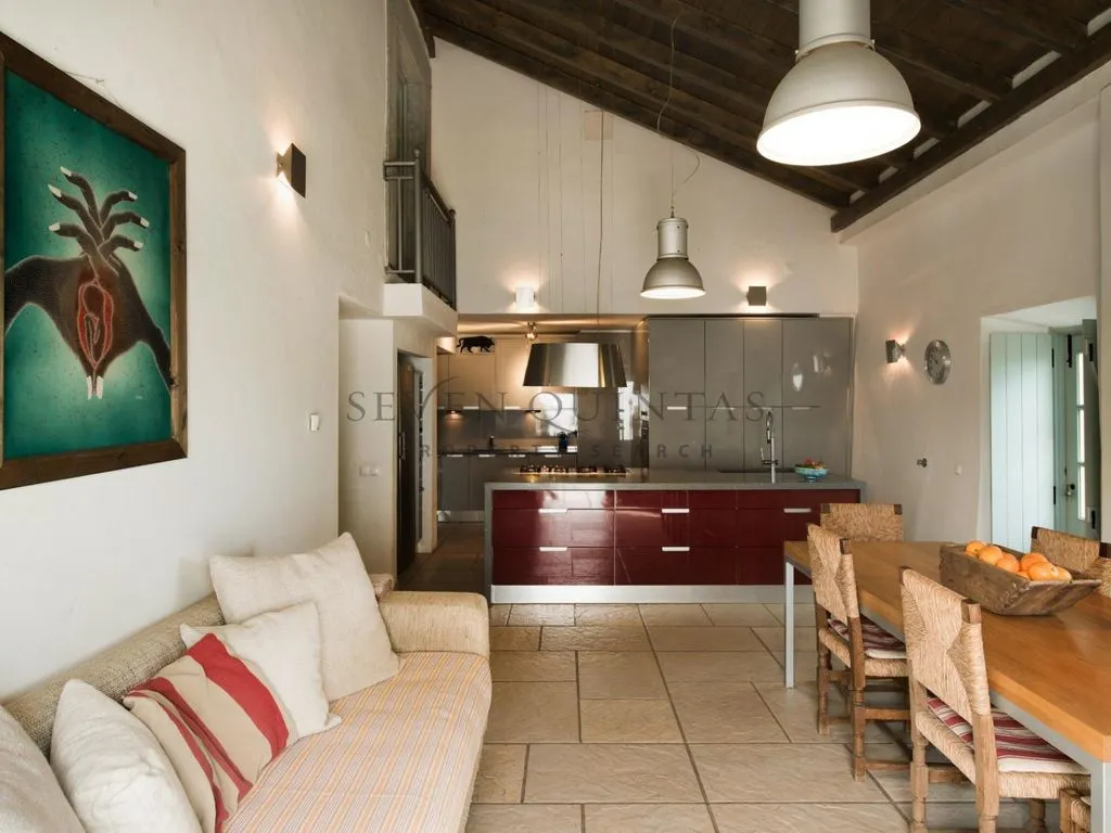 House 610m² in Portugal, Tavira. Priced at 3490000€ rent photo-2