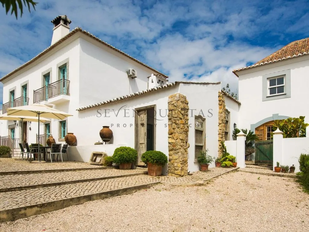House 610m² in Portugal, Tavira. Priced at 3490000€ rent photo-6