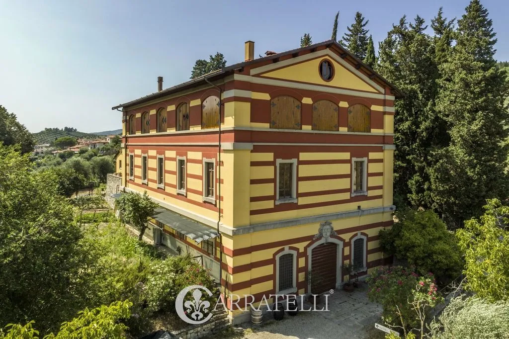 Flat 3200m² in Italy, Pontassieve. Priced at 7850000€ rent photo-3