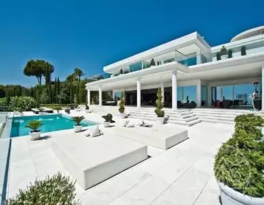 Арендовать villa в Spain 40000€