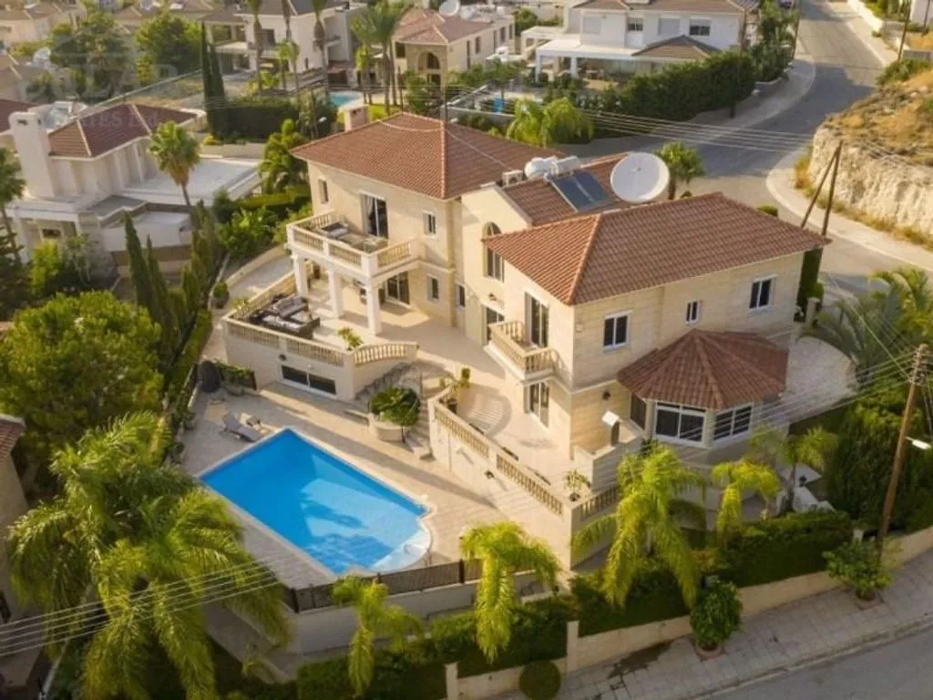 Вилла 575м² в Кипре, Лимасол. Стоимостью 12000€ аренда фото-13