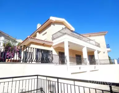 Арендовать villa в Cyprus 7000€
