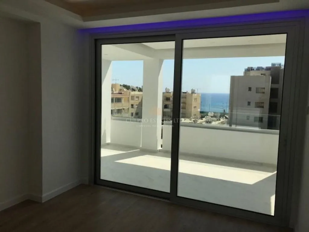 Flat 197m² in Cyprus, Limassol. Priced at 5000€ rent photo-5
