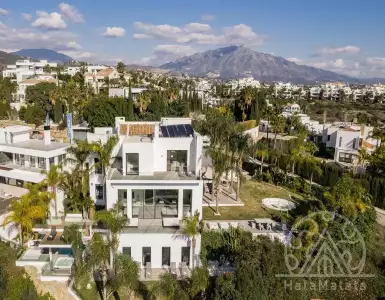 Арендовать villa в Spain 23000€