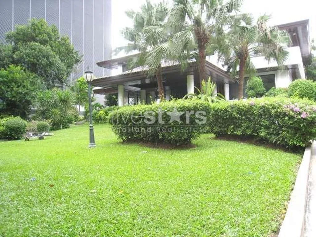 Villa 1200m² in Thailand, Bangkok. Priced at 11240€ rent photo-2