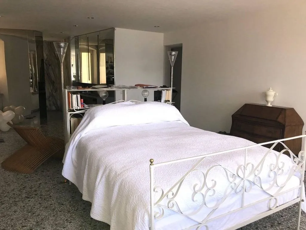 House 230m² in Italy, Rapallo. Priced at 12000€ rent photo-5