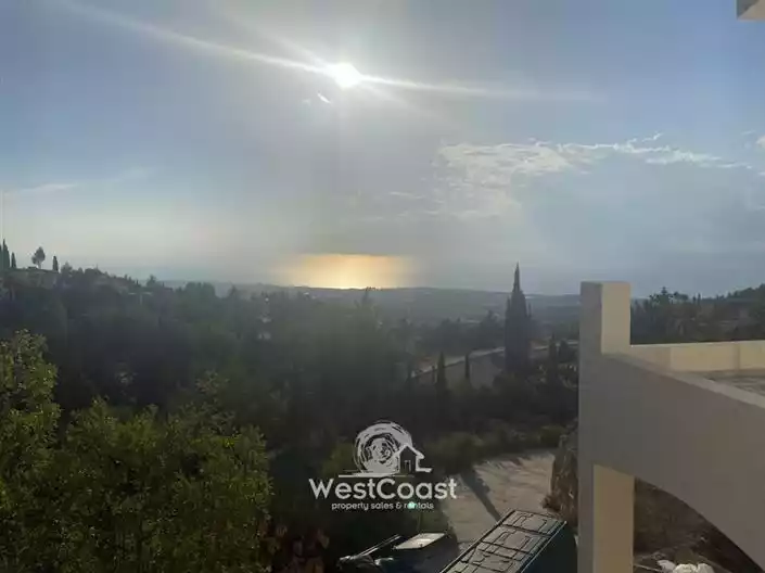 Villa 150m² in Cyprus, Tala. Priced at 530000€ rent photo-4