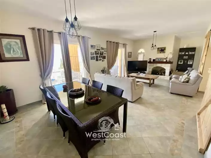 Villa 150m² in Cyprus, Tala. Priced at 530000€ rent photo-5
