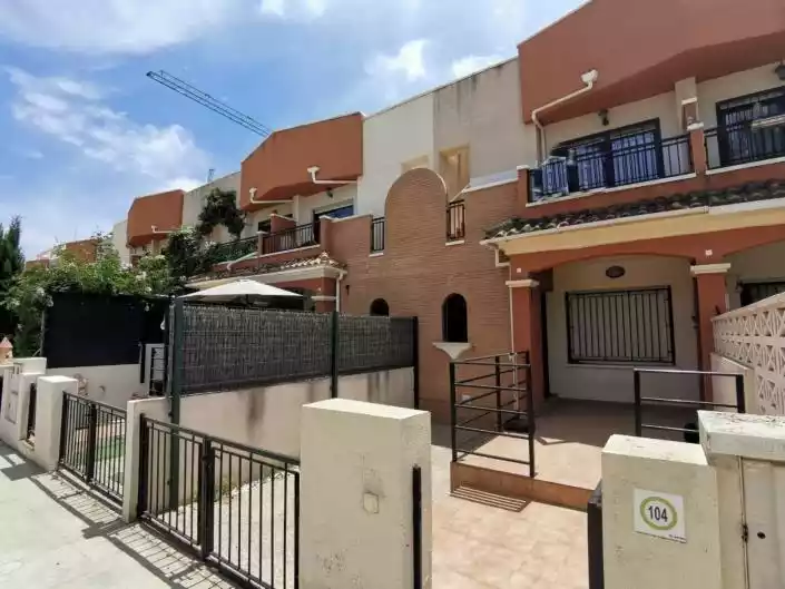 Townhouse 1m² in USA, Washington. Priced at 169900€ rent photo-1