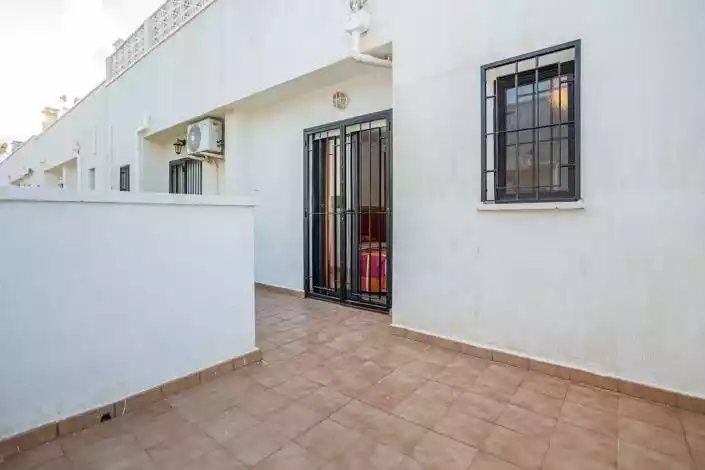 Townhouse 1m² in USA, Washington. Priced at 169900€ rent photo-17