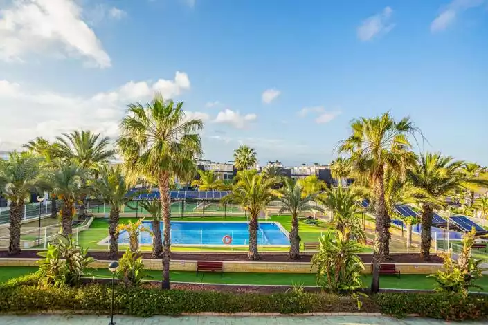 Townhouse 1m² in USA, Washington. Priced at 169900€ rent photo-23