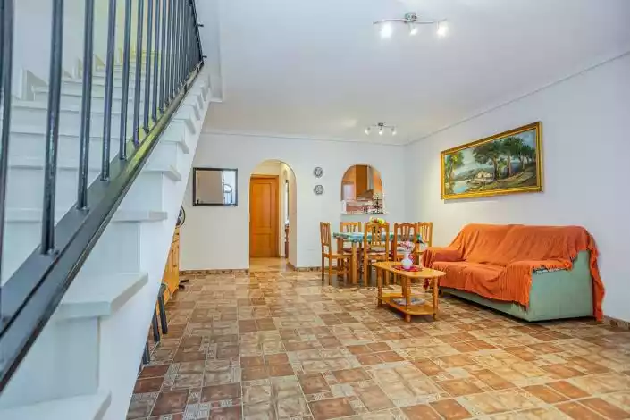 Townhouse 1m² in USA, Washington. Priced at 169900€ rent photo-6