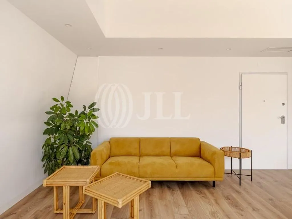 Other Properties 75m² in Italy, Verbano-Cuzio-Ossola. Priced at 2100€ rent photo-5