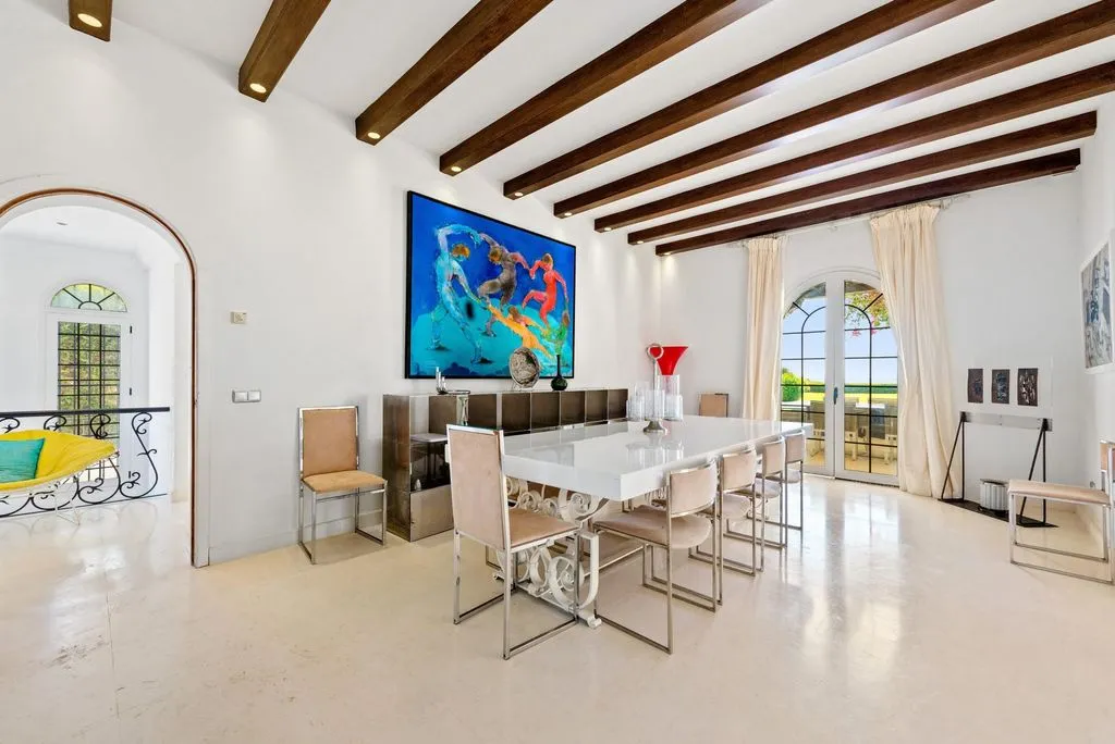 Villa 1841m² in USA, Southbury. Priced at 20000€ rent photo-3