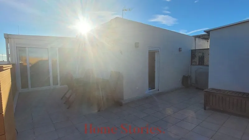 Flat 103m² in Spain, Valencia. Priced at 1220£ rent photo-2