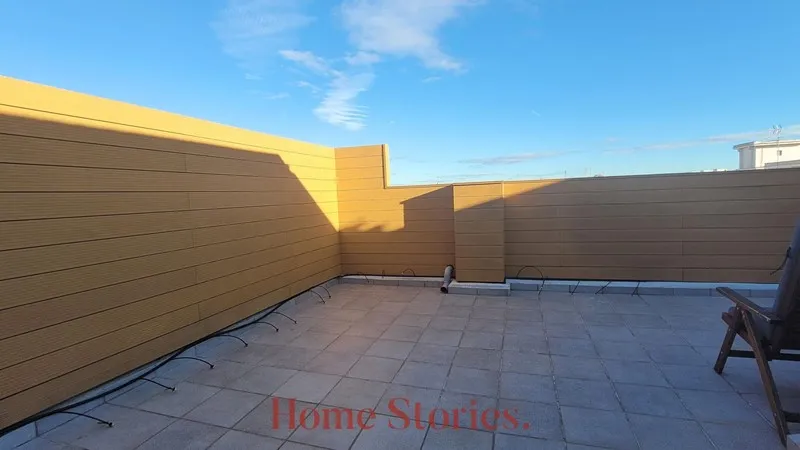 Flat 103m² in Spain, Valencia. Priced at 1220£ rent photo-5