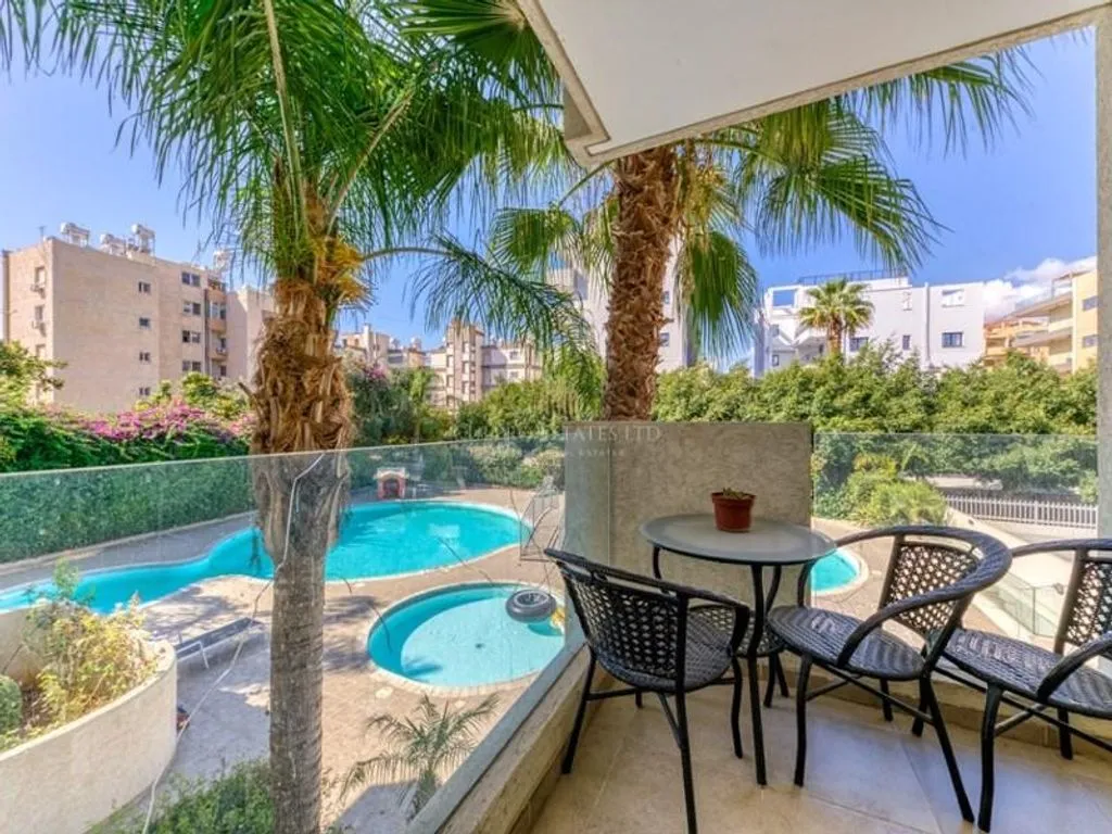 Flat 100m² in Cyprus, Limassol. Priced at 2700€ rent photo-4