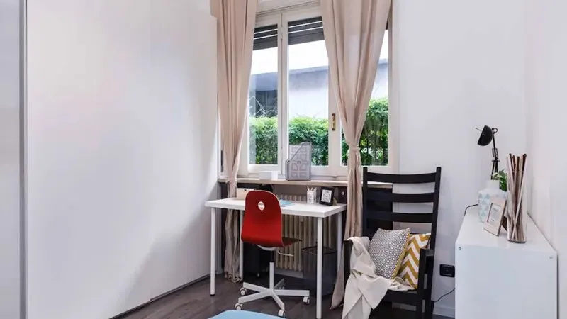 Flat 160m² in USA, Boca Raton. Priced at 928£ rent photo-2