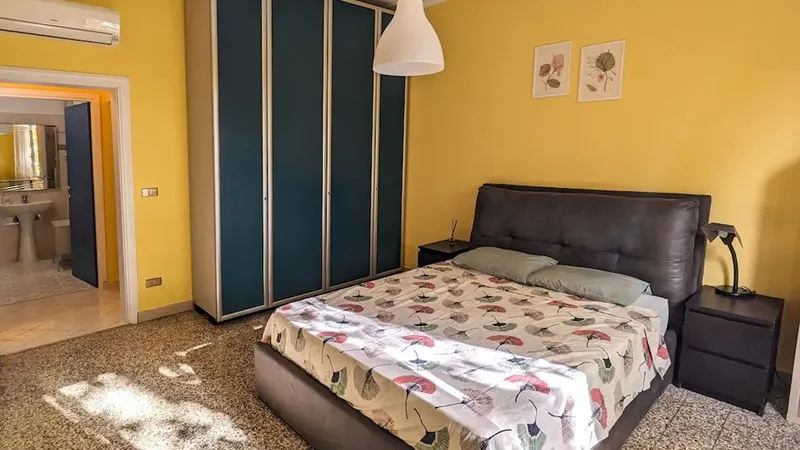 Flat 48m² in Italy, Florence. Priced at 1046£ rent photo-1