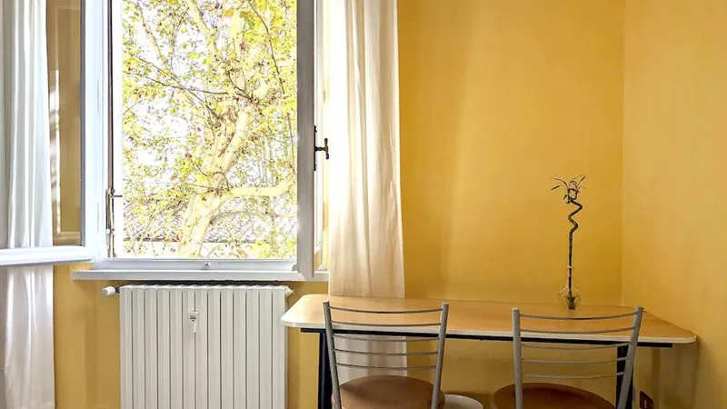 Flat 48m² in Italy, Florence. Priced at 1046£ rent photo-3