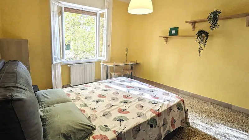 Flat 48m² in Italy, Florence. Priced at 1046£ rent photo-4