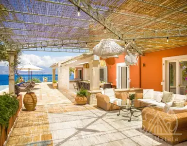 Арендовать villa в Greece 45410€