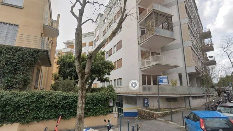 Office 1112m² in Italy, Rome. Priced at 1708539£ rent photo-1