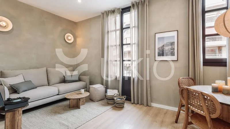 Flat 124m² in France, Menton. Priced at 2345£ rent photo-2