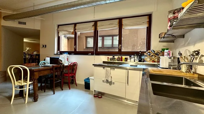 Office 220m² in Italy, Milan. Priced at 598422£ rent photo-5