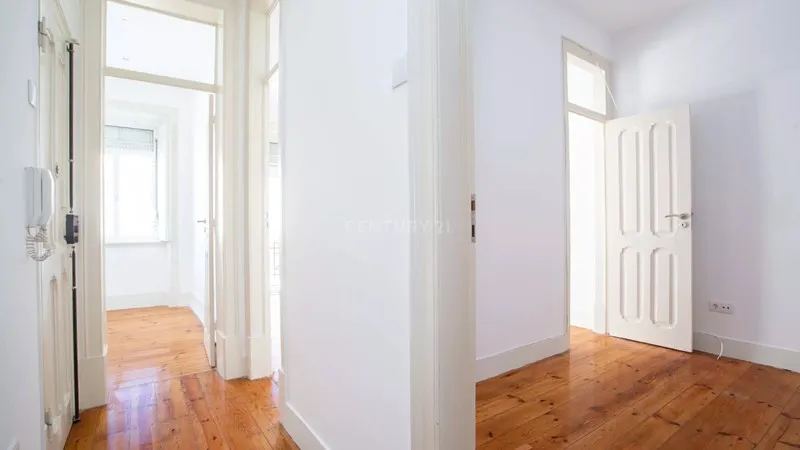 Flat 52m² in USA, Fort Lauderdale. Priced at 1220£ rent photo-5