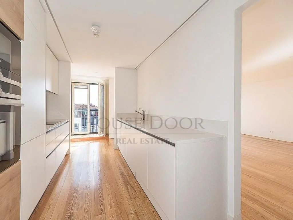 Flat 182m² in Portugal, Lisbon. Priced at 1700000€ rent photo-1