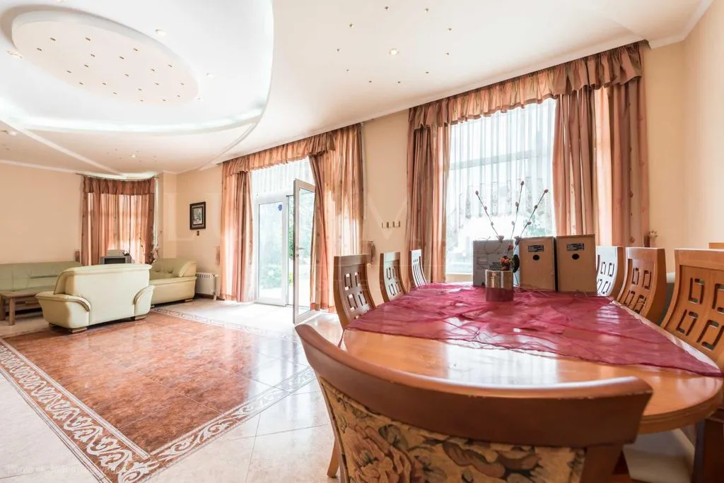 Townhouse 450m² in Bulgaria, Ravda. Priced at 1000000€ rent photo-6