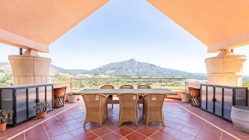 House 444m² in Portugal, Oeirash. Priced at 3383452£ rent photo-2