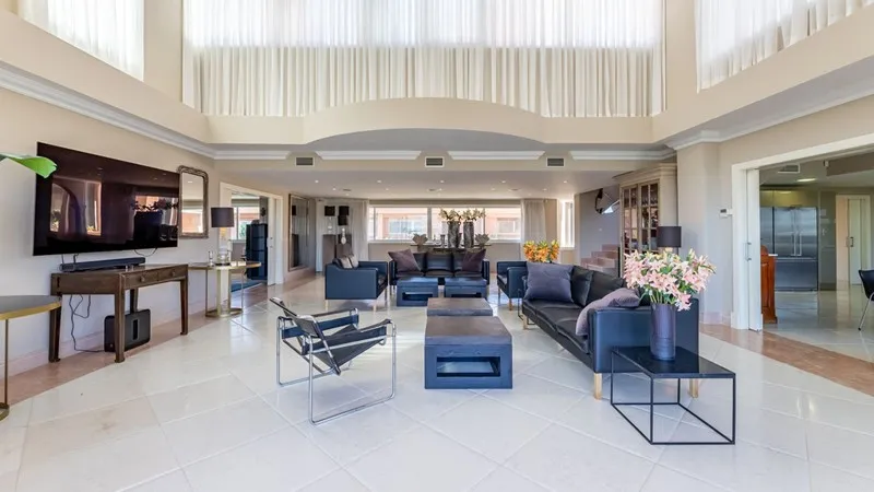 House 444m² in Portugal, Oeirash. Priced at 3383452£ rent photo-3