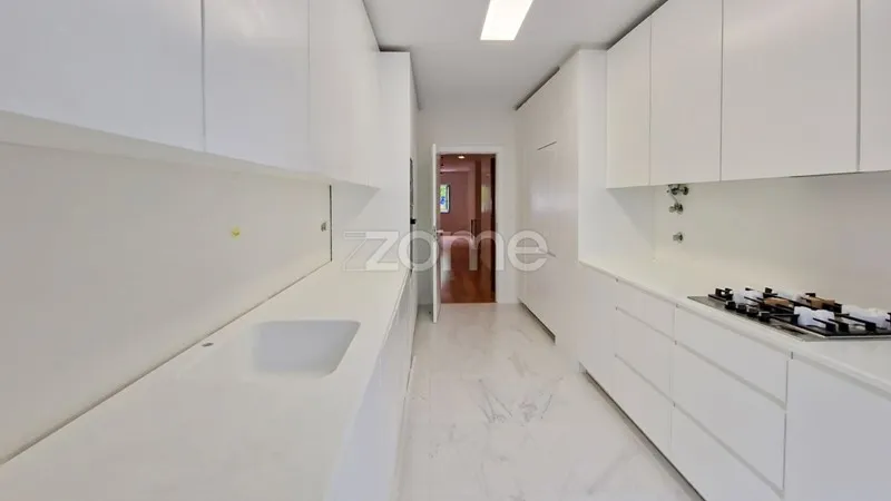 Flat 110m² in Portugal, Estoril. Priced at 668015£ rent photo-1