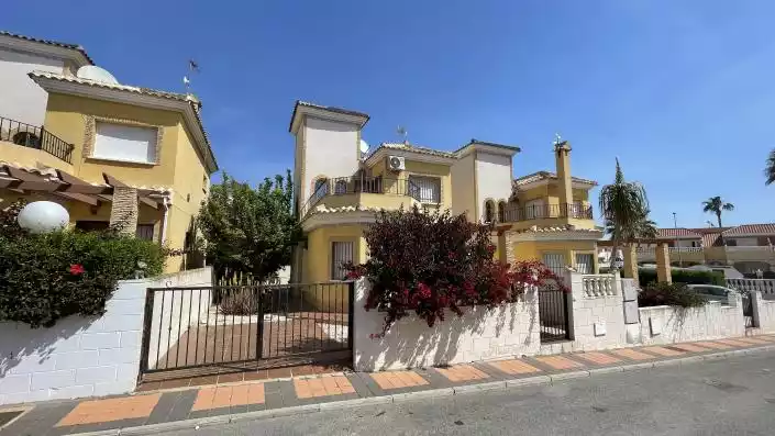 House 111m² in Spain, Algorfa. Priced at 175000€ rent photo-25