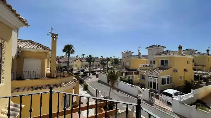 House 111m² in Spain, Algorfa. Priced at 175000€ rent photo-5