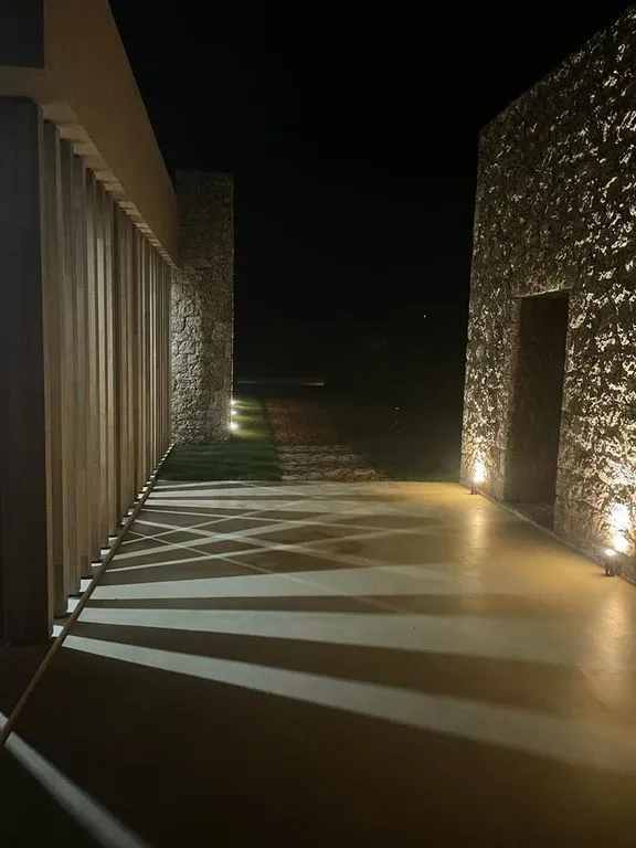 House 450m² in Greece, Porto Heli. Priced at 4000000€ rent photo-3